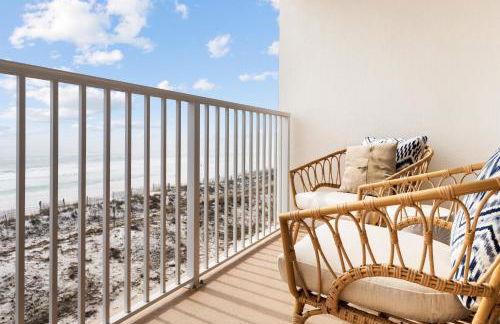 SeaGlass - Oceanfront with expansive balcony - Foto 34