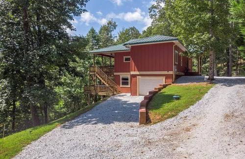 Red Rooster Family Cabin w/Hot Tub+Fire Pit+View - Foto 42