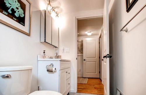 Recently Renovated LBI Apt with Deck on Beach Block! - Foto 19