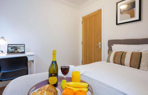 Avenue Apartment - Close to City Centre - Free Parking, Super-Fast Wifi and Smart TV by Yoko Property - Foto 5