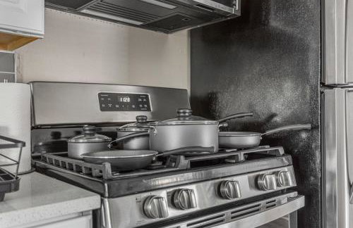 Luxe Mattresses Pet Friendly Free Prkng WiFi - Foto 31