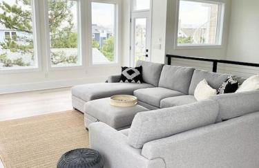 Collins Avenue 26 - Photo 10