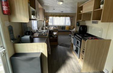 3 Bedroom Caravan, Edi Rita, Robin Hood, Pet Friendly - Photo 32