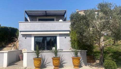 Maison avec ses 2 terrasses et sa piscine - Foto 2