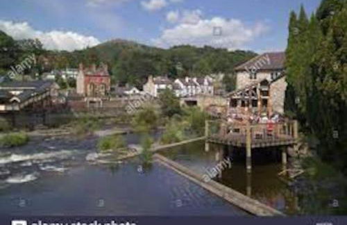 BROOK HOUSE 4a - Photo 52