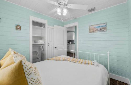 Newly Renovated 2 Bedroom Beach House Free Parking - Foto 9