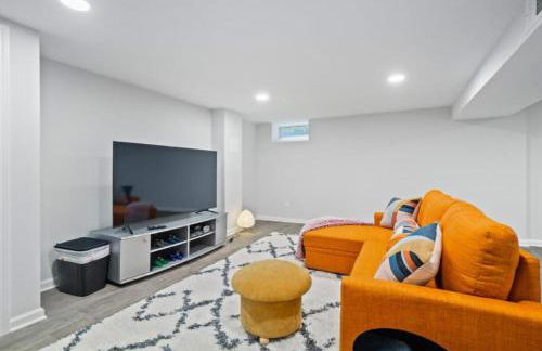 Spacious and Luxury Designed Ranch with Game Room - Foto 48