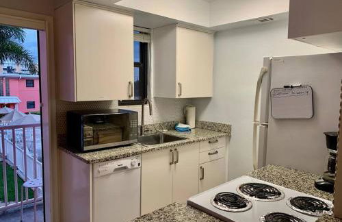 Ocean view studio with heated pool - Foto 18