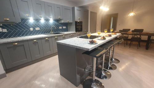 4 BR Luxury House. Bike Park Wales. Secure Bike Store. Brecon Beacons - Foto 2