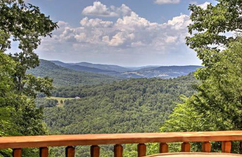 A Scenic View Lodge in Ozarks with Views and Hot Tub - Foto 3
