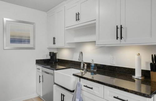 Newfound Lake Condo - Panoramic Views, Tennis & Beach - Foto 16