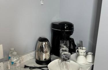 Cozy Room by Hofstra University - Photo 20