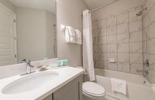 Remarkable Home Near Disney With Theater & Themed Rooms With Waterpark & Resort Access At Encore Resort - 7660Ff - Foto 24