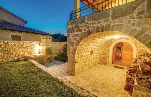 4 Bedroom Beautiful Home In Turcic - Foto 20