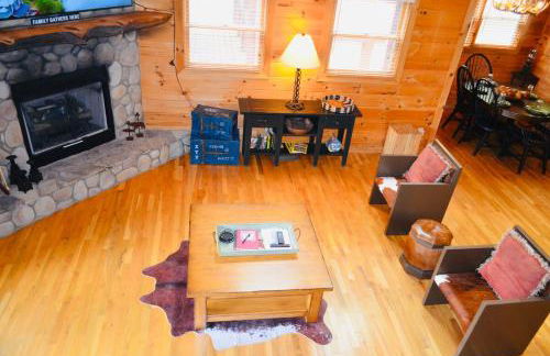 Above Expectations-New Exterior-Sleeps 8-Hot Tub-Games Galore-Nature - Foto 24