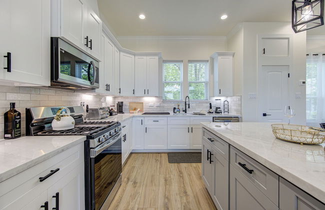 Modern Cozy Home with King Bed - Foto 15