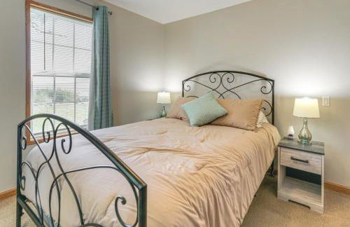 Lake View Dog-Friendly Home with Yard and Fire Pit! - Photo 13