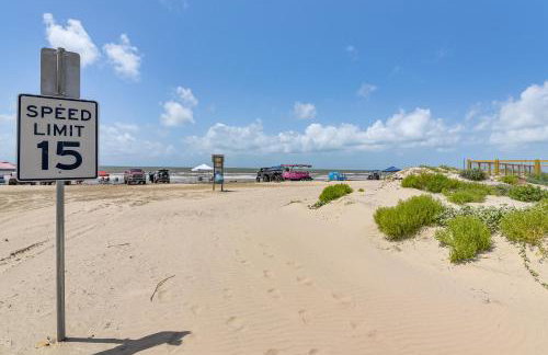 2 Blocks to Shore Crystal Beach House with Yard! - Foto 31