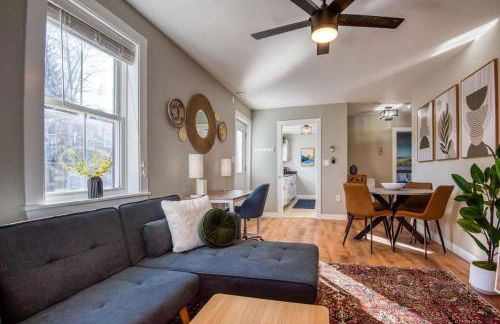 The Sunnyside Stay - Photo 38