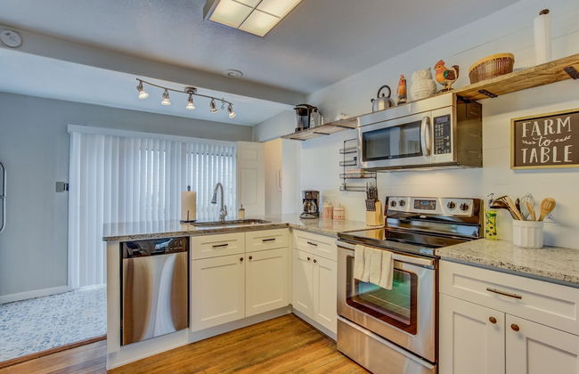 3BR Hot-tub & Dog-friendly Old Colorado City!! - Foto 17