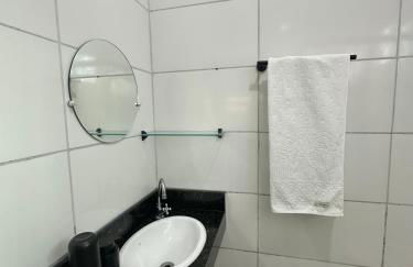 Casa Moderna - com WI-FI Próximo ao Festival de Dança REV391 - Photo 12