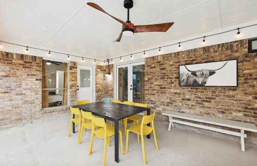 Best of Desoto 4BR, 3BA with Pool, HotTub, Cinema - Foto 40