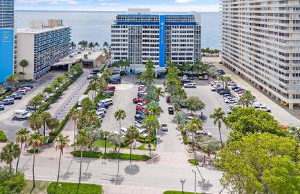 Spacious Beach Retreat | Oceanfront Pool & Tiki - Foto 47