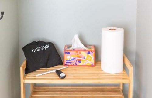 Sunny efficiency in historic home - Foto 25