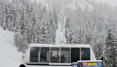 Dav's Slopeside King Studio -- Resort & Spa at Everline - Foto 1