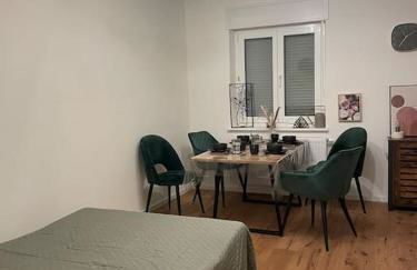 Schöne 2 Zimmer Wohnung Kingsize-Bett - Foto 12