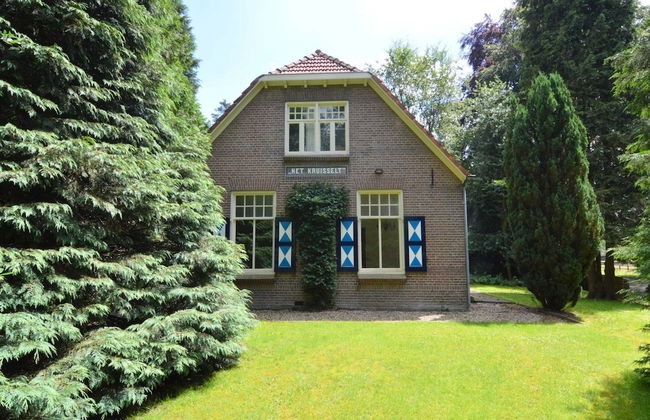 Cozy Holiday Home in Zelhem near Forest - Photo 9