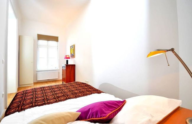 Vienna Residence Bright Apartment for 2 in Central but Quiet Location - Foto 2