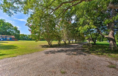 Home 4 Mi to Dtwn McKinney! Game Room and Fireplace - Foto 33