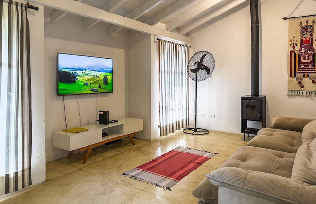 Casa com Piscina Privativa e Natureza – Granja Viana, São Paulo - Foto 17