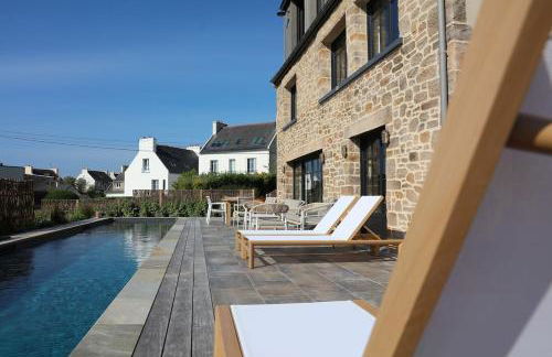 Ti an Aod Beachfront Stone Cottage Sleeps 10 OI Collection Rentals - Foto 33