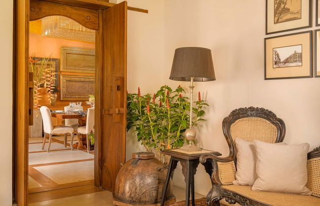 Ishq Colombo - Photo 50