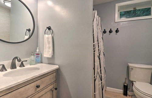 Game Room and Fire Pit Weaverville Family Home! - Foto 26