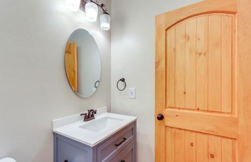 Game Room and Hot Tub Cabin 9 Mi to Blue Ridge! - Foto 29