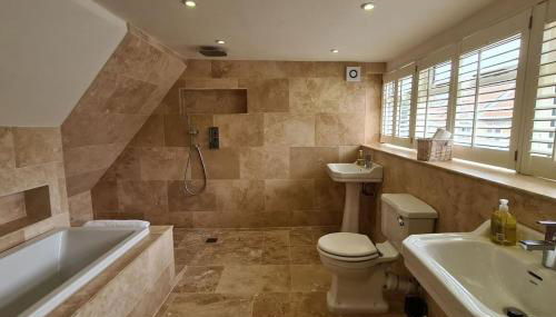 Wellow Farmhouse - Photo 4