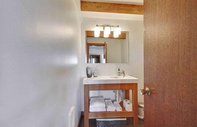 Modern Love by Avantstay Serene Home in Arch Cape w/ Large Yard in Great Location - Photo 12