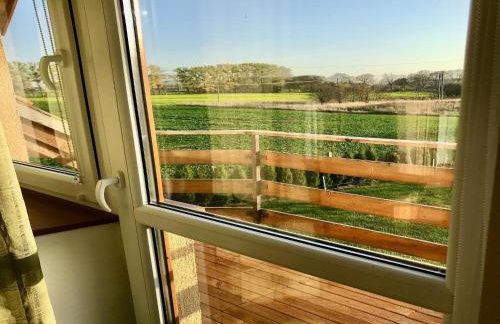 Charming Countryside Apartments - Photo 19