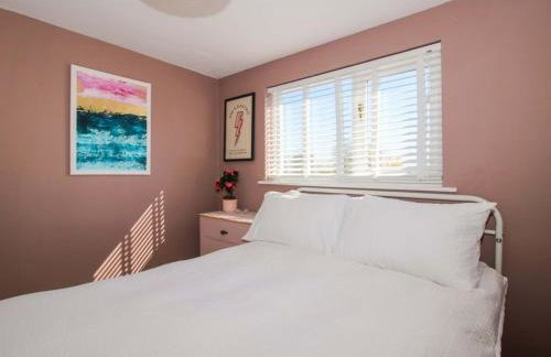 Cheshire Countryside Escape with Garden & Sunrise View - Foto 6