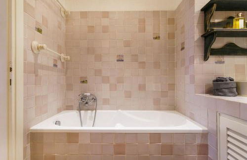 Elegant home with spectacular view - Foto 19