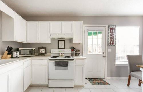 Bulldog Academy. Convenient to MSU. - Foto 5