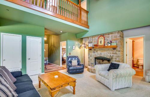 half Mi to Lake Texoma Home with Fire Pit and Grill! - Photo 4