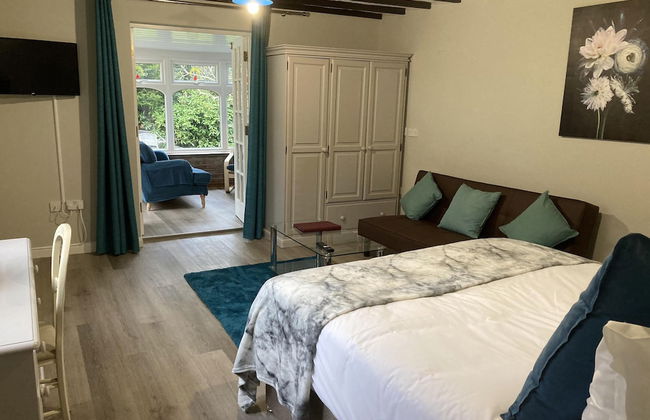 Pinewood Cottage Deluxe Self Catering Apartments - Foto 4