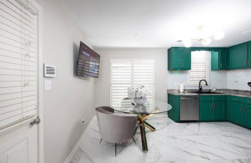 Cori's Pool House - Foto 8