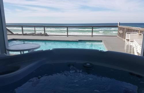 Making Waves - Huge Heated Beachfront Pool & Hot Tub! Best In Pcb! - Foto 5