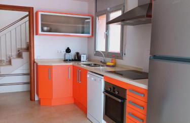 Chalet amplio con Jardín y zona barbacoa. - Foto 5