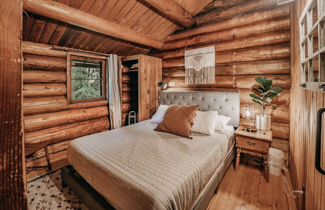 76GS - Genuine Log Cabin - WI-FI - Pets Ok - Sleeps 4 - Foto 2